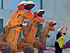 恐竜の人形と遊べるステージイベント